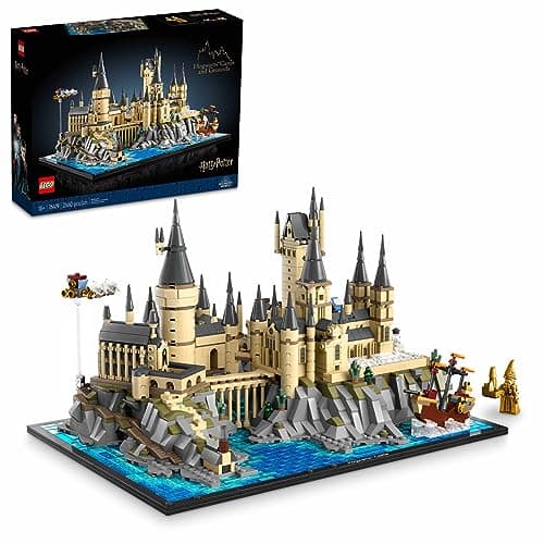 LEGO Harry Potter Hogwarts Castle and Grounds Set