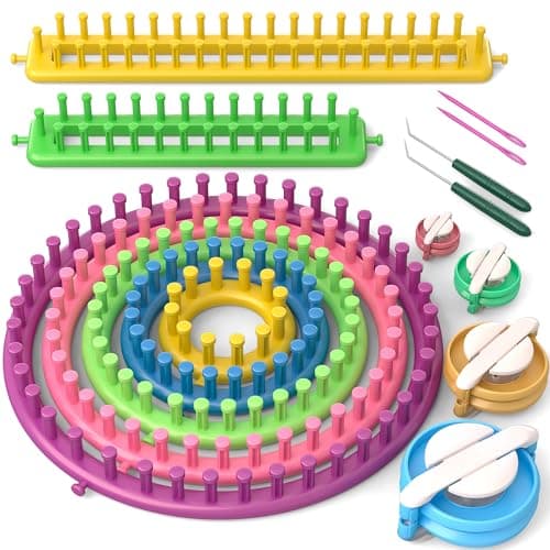 Knitting loom kit with pompom makers
